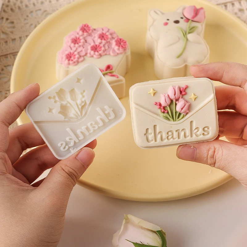 50/63/75g Mooncake Mold Set Lovely Flowers Bear Rabbit Candy Dessert Pastry Baking Mold Cookie Stamp Fondant Cake Decor Tools
50/63/75g Mooncake Mold Set Lovely Flowers Bear Rabbit Candy Dessert Pastry Baking Mold Cookie Stamp Fondant Cake Decor Tools