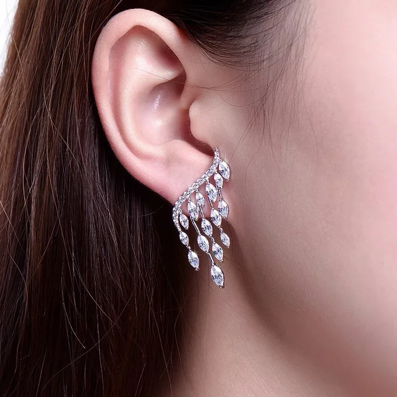 AMC Korea Trendy Angles Wings Stud Earring Symetrical Zircon Ear Drops Ear Studs Bridal Wedding Party Jewelry Gifts For Women
AMC Korea Trendy Angles Wings Stud Earring Symetrical Zircon Ear Drops Ear Studs Bridal Wedding Party Jewelry Gifts For Women