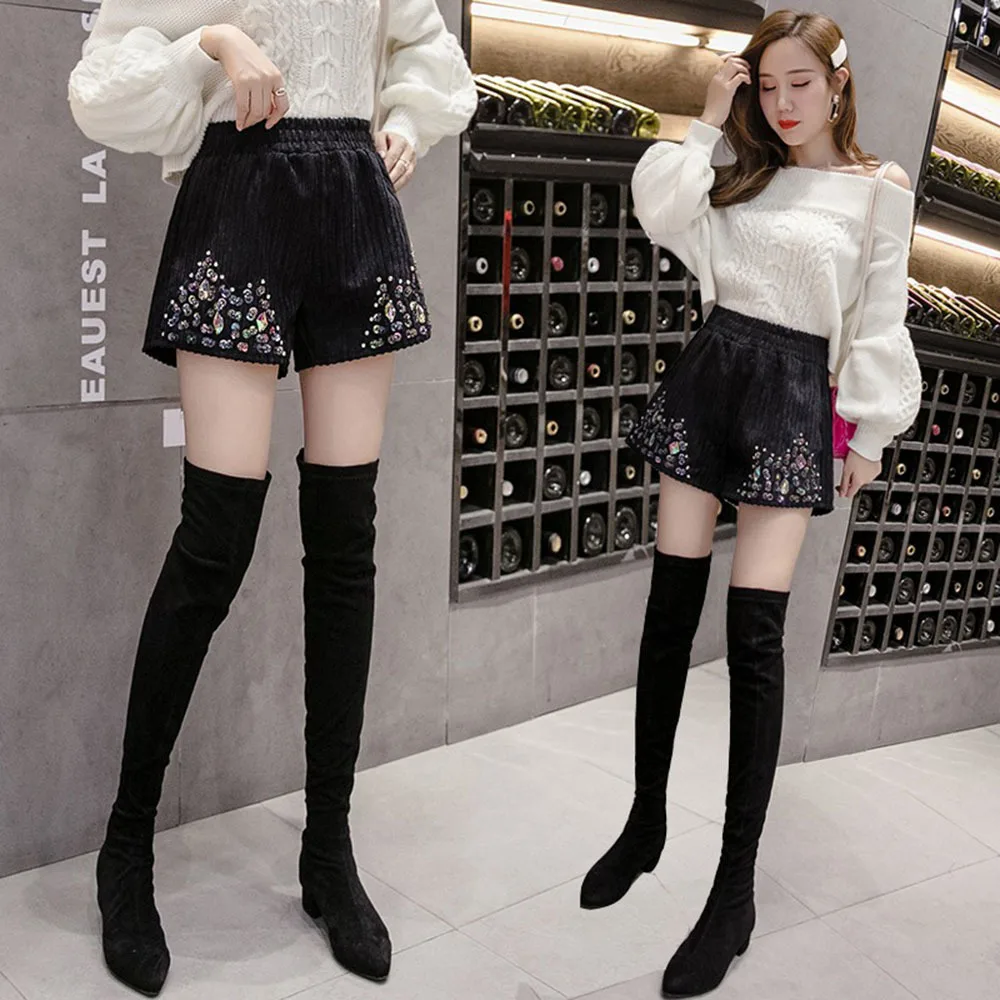 Winter Beaded Chenille Shorts Women Woolen Shorts High Waist Short Trouser Women Black
Winter Beaded Chenille Shorts Women Woolen Shorts High Waist Short Trouser Women Black