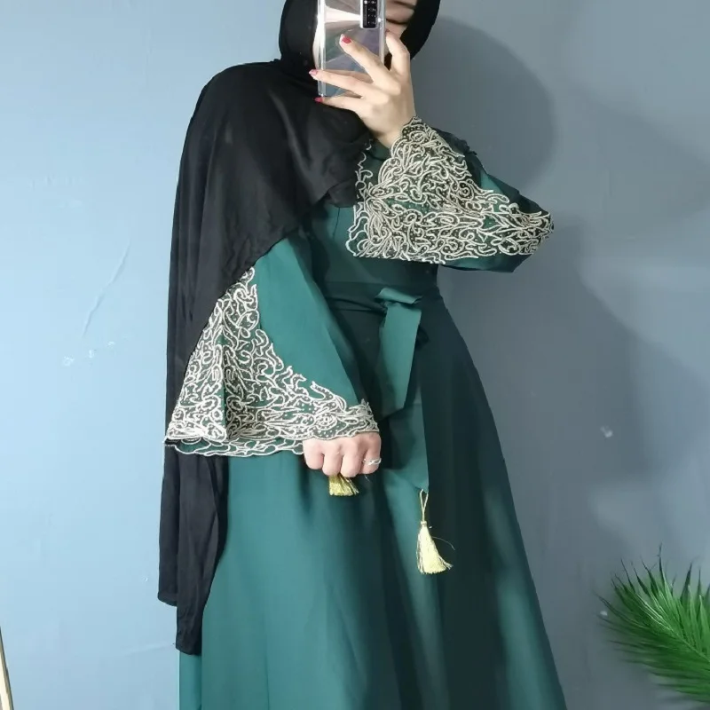 Wepbel Lace Muslim Dress Abaya Women Large Sleeve Embroidered Rhinestone Robe Dress Abaya Belted Gown Caftan Islamic Clothing
Wepbel Lace Muslim Dress Abaya Women Large Sleeve Embroidered Rhinestone Robe Dress Abaya Belted Gown Caftan Islamic Clothing