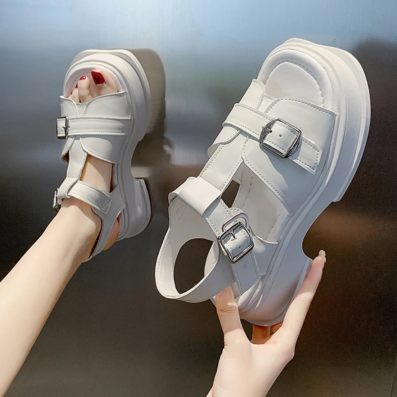 New Summer Women Flat Platform Open Toe Hollow Out Buckles Slingback Sandals Shoes Female Woman Lady Casual Sandals Shoes Femme
New Summer Women Flat Platform Open Toe Hollow Out Buckles Slingback Sandals Shoes Female Woman Lady Casual Sandals Shoes Femme