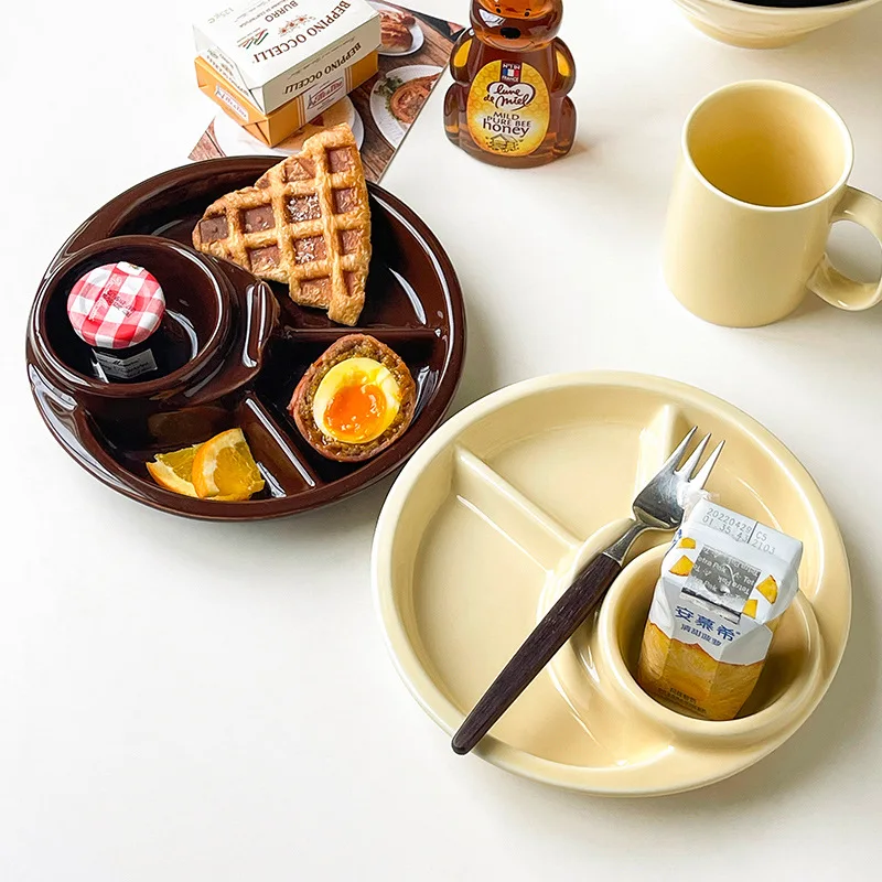 Compartmentalized Dinner Plate Dumpling Plate Snack Plate Creative Split Tray Tableware Christmas Tableware
Compartmentalized Dinner Plate Dumpling Plate Snack Plate Creative Split Tray Tableware Christmas Tableware