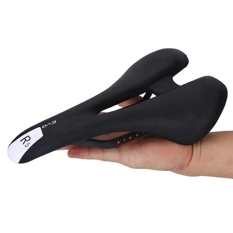 Bicycle Saddle Ultra-light Mountain Bicycle Road Bike Carbon Fiber Saddle Replacement Accessory 270 * 138 mm Bike
Bicycle Saddle Ultra-light Mountain Bicycle Road Bike Carbon Fiber Saddle Replacement Accessory 270 * 138 mm Bike