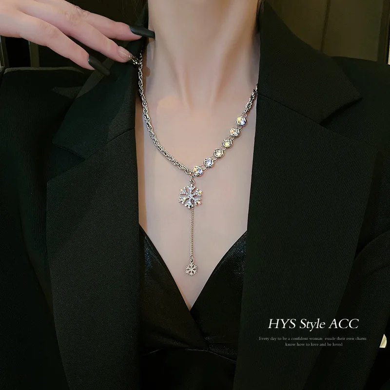 Snow Pendant Necklace Flower Chain Rhinestone Silver Color Sweater Chain Jewelry Custom Women's Wedding Accessories Wholesale 
Snow Pendant Necklace Flower Chain Rhinestone Silver Color Sweater Chain Jewelry Custom Women's Wedding Accessories Wholesale