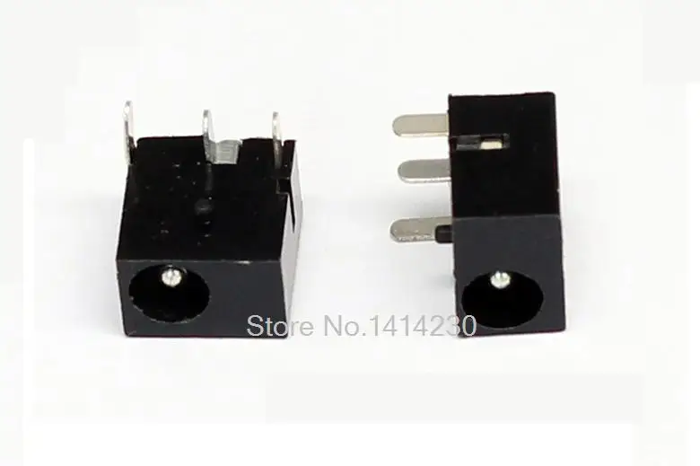 100Pcs DC-006 3Pin Black DC Power Jack Socket Connector DC006 3.5*1.3mm 1.3 socket Round the needle
100Pcs DC-006 3Pin Black DC Power Jack Socket Connector DC006 3.5*1.3mm 1.3 socket Round the needle