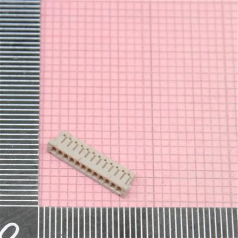 50Pcs/Lot DF13-12S-1.25C HIROSE Connectivity The corresponding metal needle can contact customer service.
50Pcs/Lot DF13-12S-1.25C HIROSE Connectivity The corresponding metal needle can contact customer service.