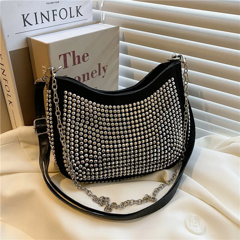 Women's Bag 2022 New Fashion Korean Version of Popular Bright Diamond Bag Women's Shoulder Armpit Bag Simple Chain Messenger Bag
Women's Bag 2022 New Fashion Korean Version of Popular Bright Diamond Bag Women's Shoulder Armpit Bag Simple Chain Messenger Bag