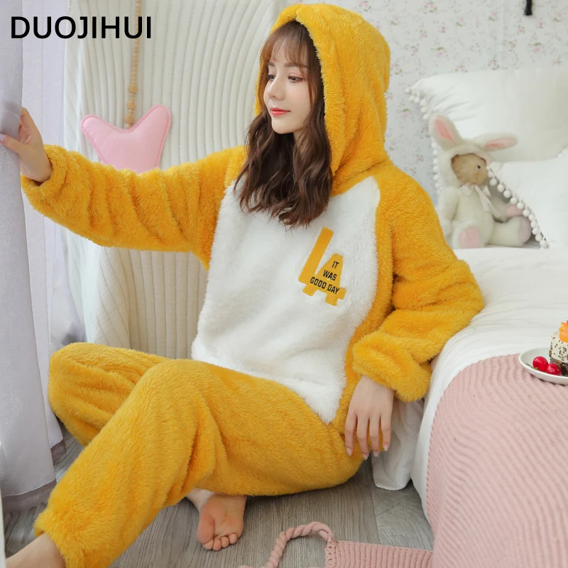 DUOJIHUI Winter Chicly Letter Printing Hooded Pajamas for Women Classic Thick Warm Soft Loose Fashion Simple Female Pajamas Set
DUOJIHUI Winter Chicly Letter Printing Hooded Pajamas for Women Classic Thick Warm Soft Loose Fashion Simple Female Pajamas Set