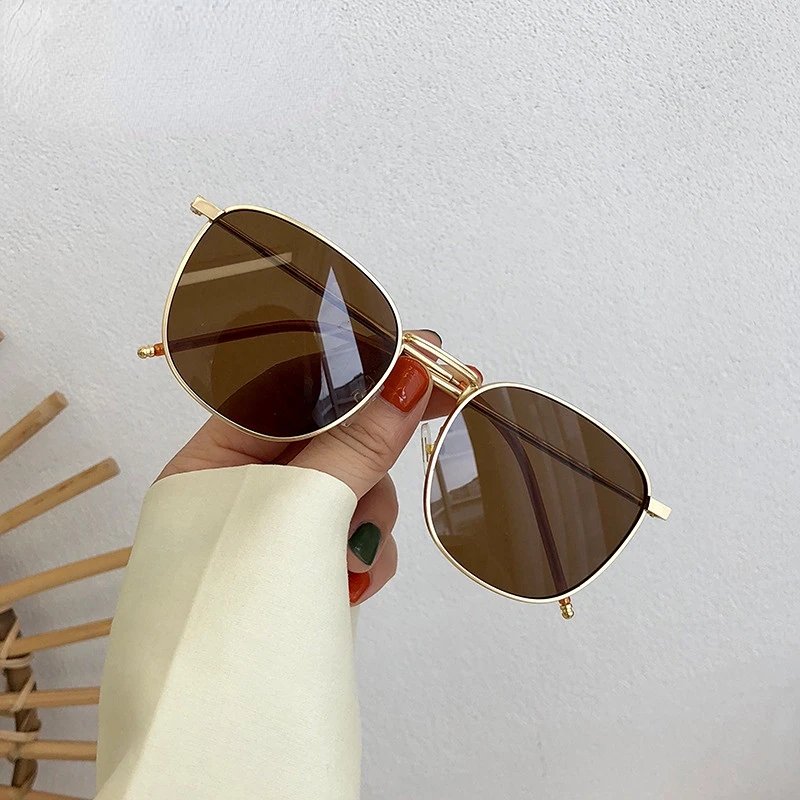 Vintage Sunglasses Fashion Square Sun Glasses Punk Metal Eyeglasses UV400 Glasses Designer Sunglasses Women Trendy Gafas De Sol
Vintage Sunglasses Fashion Square Sun Glasses Punk Metal Eyeglasses UV400 Glasses Designer Sunglasses Women Trendy Gafas De Sol
