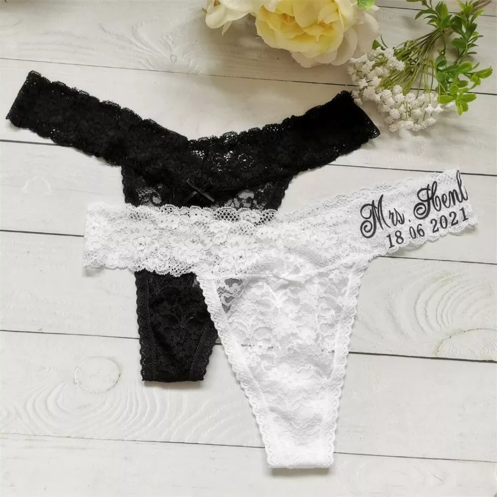 Personalized Name Mrs Wedding Bridal Lace Thong Customize Funny Wedding Gift Underwear Women Sexy Panties Female Lace Lingerie
Personalized Name Mrs Wedding Bridal Lace Thong Customize Funny Wedding Gift Underwear Women Sexy Panties Female Lace Lingerie