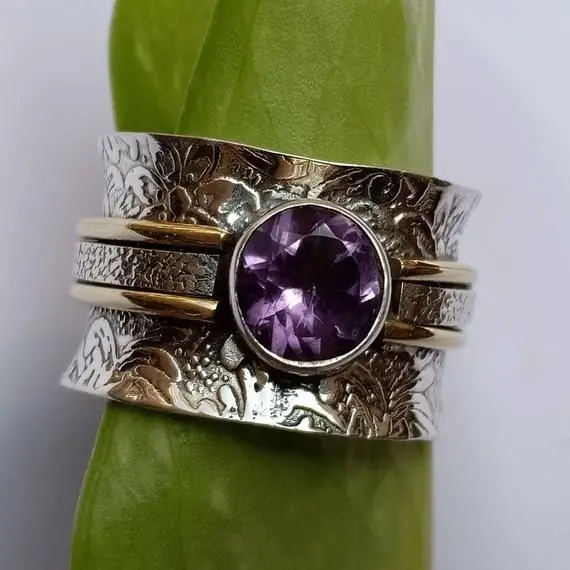 Retro Ethnic Silver Color Ring for Women Charm Purple Cubic Zirconia Wedding Band Ring Anniversary Party Jewelry Anillos
Retro Ethnic Silver Color Ring for Women Charm Purple Cubic Zirconia Wedding Band Ring Anniversary Party Jewelry Anillos