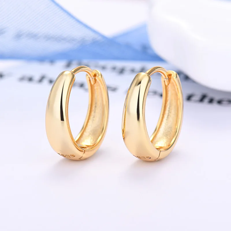 925 Sterling Silver Simple Wide Huggies Gothic Hoop Earrings For Women European Unisex Piercing Rock Jewelry Ear Buckles
925 Sterling Silver Simple Wide Huggies Gothic Hoop Earrings For Women European Unisex Piercing Rock Jewelry Ear Buckles