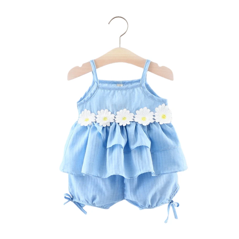 2021 2 Colors New 2-piece Sleeveless Sling Set Summer Soft And Cute Breathable Baby Suit Top + Shorts Suit For Baby Girls
2021 2 Colors New 2-piece Sleeveless Sling Set Summer Soft And Cute Breathable Baby Suit Top + Shorts Suit For Baby Girls