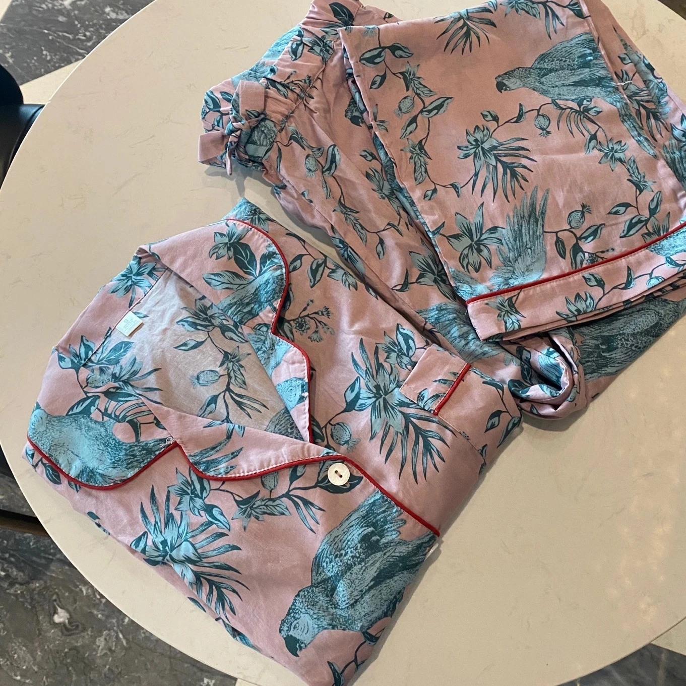 2022 Women Pajamas Set Bird Pink Jungle Pajamas Spring Autumn Cotton Sleeowear for Women Long-sleeved Casual Home Clothes Linen
2022 Women Pajamas Set Bird Pink Jungle Pajamas Spring Autumn Cotton Sleeowear for Women Long-sleeved Casual Home Clothes Linen
