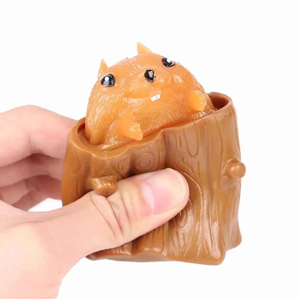 

Toys Stress Relief Tree Stump Squirrel Cartoon Animal Squirrel Squeeze Cup Vent Toys Antistress Toy Penholder Cup