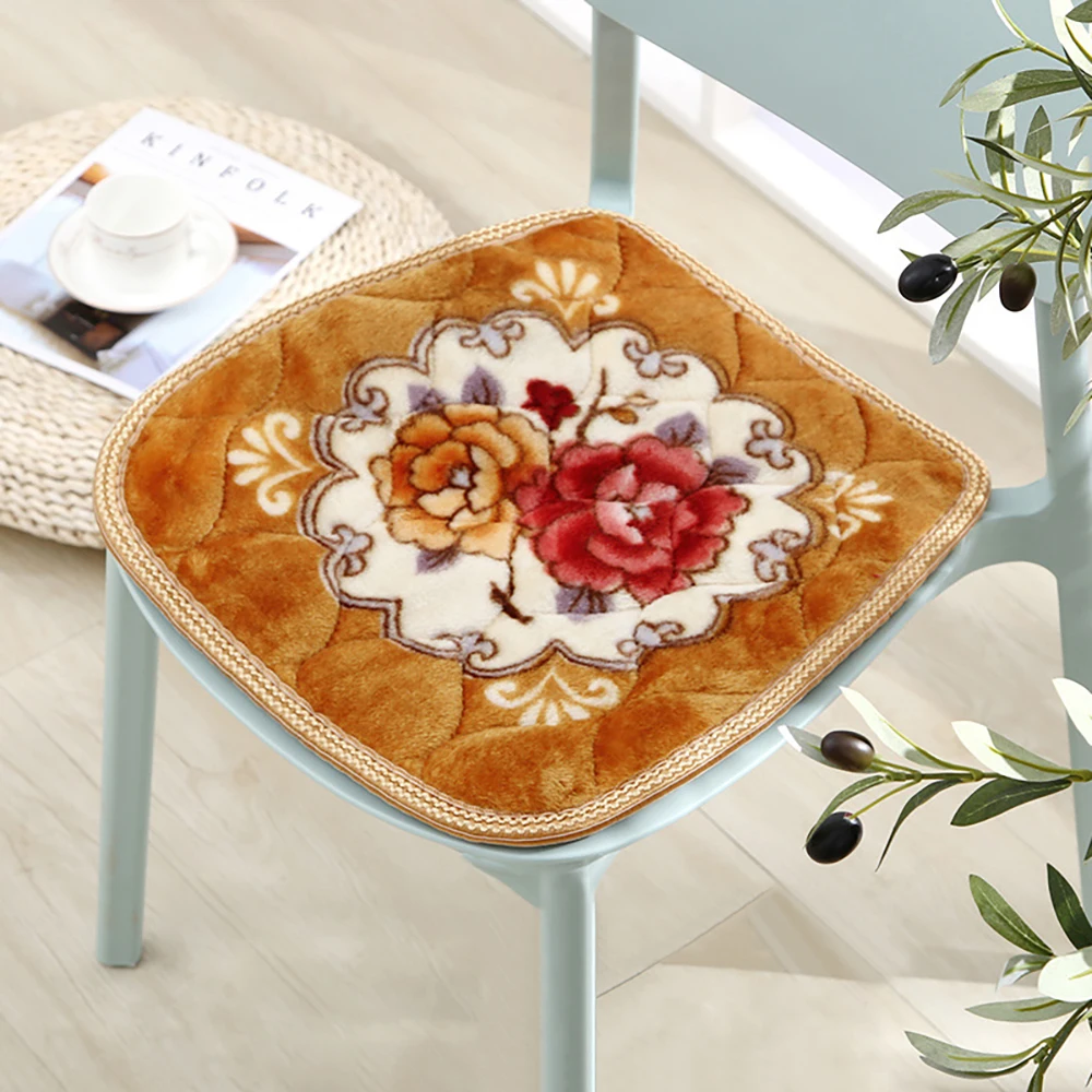 1PCS Winter Plush Dining Chair Mat Thick Warm Non-slip Cushion Square Stool Seat Pad Car Seat Cushions Office Chair Mats 42x42cm
1PCS Winter Plush Dining Chair Mat Thick Warm Non-slip Cushion Square Stool Seat Pad Car Seat Cushions Office Chair Mats 42x42cm