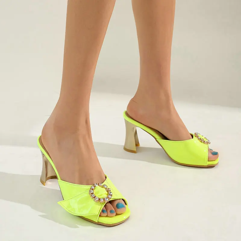 Neon Yellow Gold Open Toe Woman's Slides Shoes With Crystal Ring Plus Size 33-50 Chunky High Heels Women Slippers Heels Sandals
Neon Yellow Gold Open Toe Woman's Slides Shoes With Crystal Ring Plus Size 33-50 Chunky High Heels Women Slippers Heels Sandals
