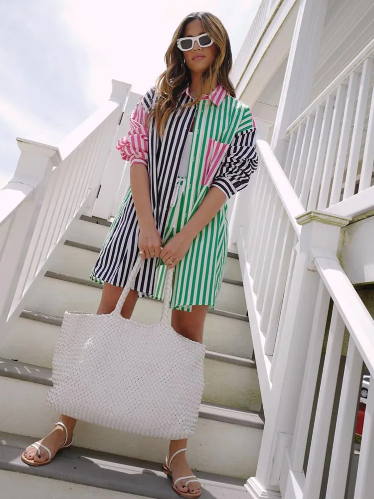 YLJHQX Spring 2022 Women Fashion Striped Contrast Long Shirt Vintage Long Sleeve Lapel Single Breasted Patch Pocket Female Top
YLJHQX Spring 2022 Women Fashion Striped Contrast Long Shirt Vintage Long Sleeve Lapel Single Breasted Patch Pocket Female Top