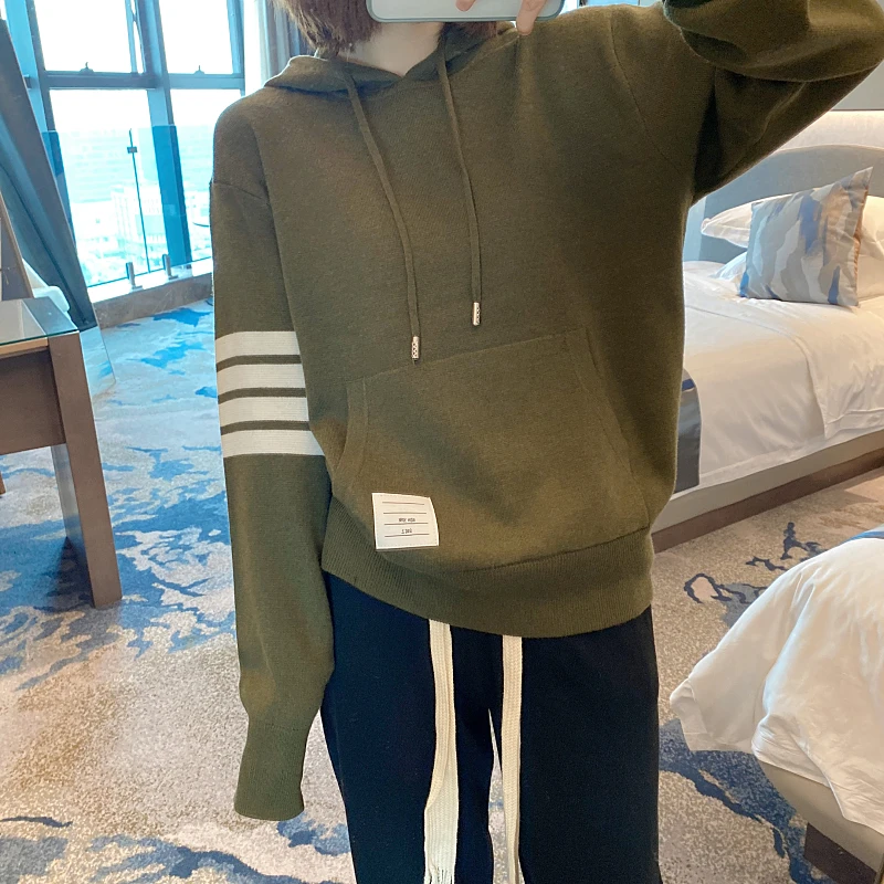 TB college style four-bar hooded sweater sweater tide brand men's and women's same style casual loose all-match long-sleeved top
TB college style four-bar hooded sweater sweater tide brand men's and women's same style casual loose all-match long-sleeved top