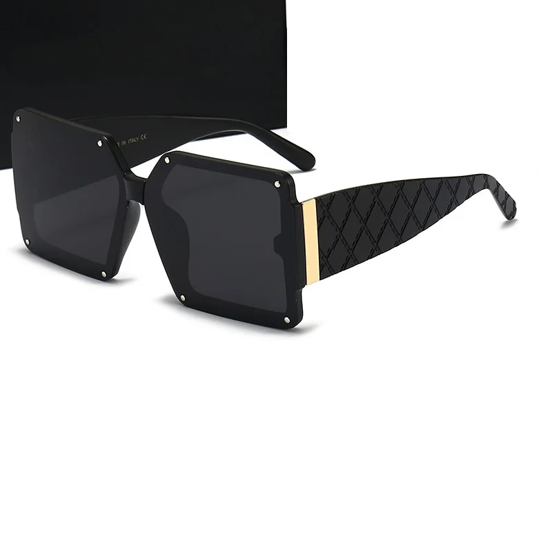 New Fashion Conjoined Sunglasses Rivet Fashion European And American Street Shooting Square Gradient Sunglasses Ladies
New Fashion Conjoined Sunglasses Rivet Fashion European And American Street Shooting Square Gradient Sunglasses Ladies