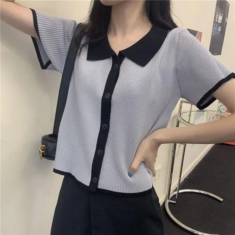 All-Match Spring Summer Woman Solid Casual Knitted Thin Button Lapel Cardigan Women's Loose Soft Coat Elegant Office Lady
All-Match Spring Summer Woman Solid Casual Knitted Thin Button Lapel Cardigan Women's Loose Soft Coat Elegant Office Lady