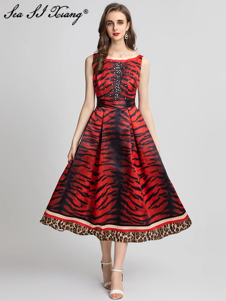 Seasixiang Fashion Designer Summer Tank Dress Women O-Neck Sleeveless Crystal Diamonds Leopard Print Vintage Party Long Dresses
Seasixiang Fashion Designer Summer Tank Dress Women O-Neck Sleeveless Crystal Diamonds Leopard Print Vintage Party Long Dresses