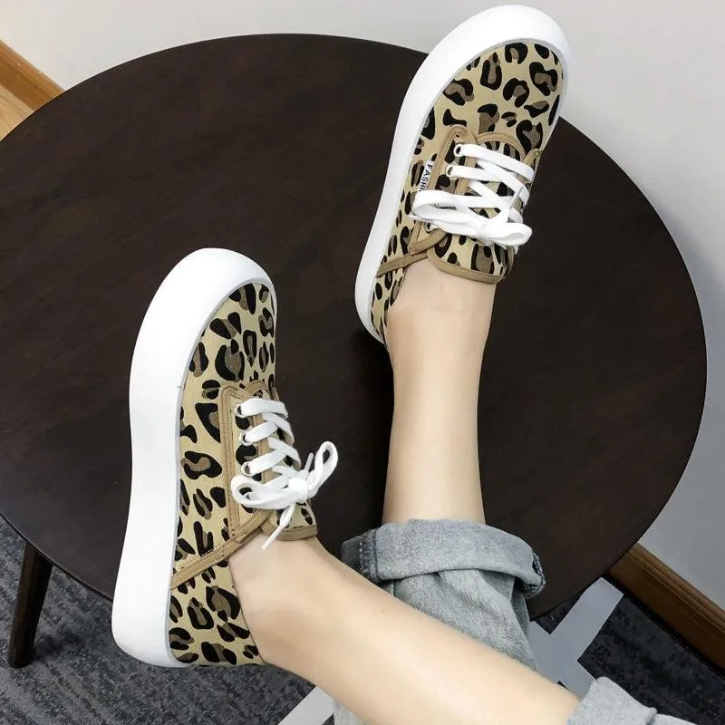 Round Toe Korean Shoes Clogs Platform Women Casual Female Sneakers All-Match 2023 Cross Creepers Small Summer Fabric Solid Fashi
Round Toe Korean Shoes Clogs Platform Women Casual Female Sneakers All-Match 2023 Cross Creepers Small Summer Fabric Solid Fashi