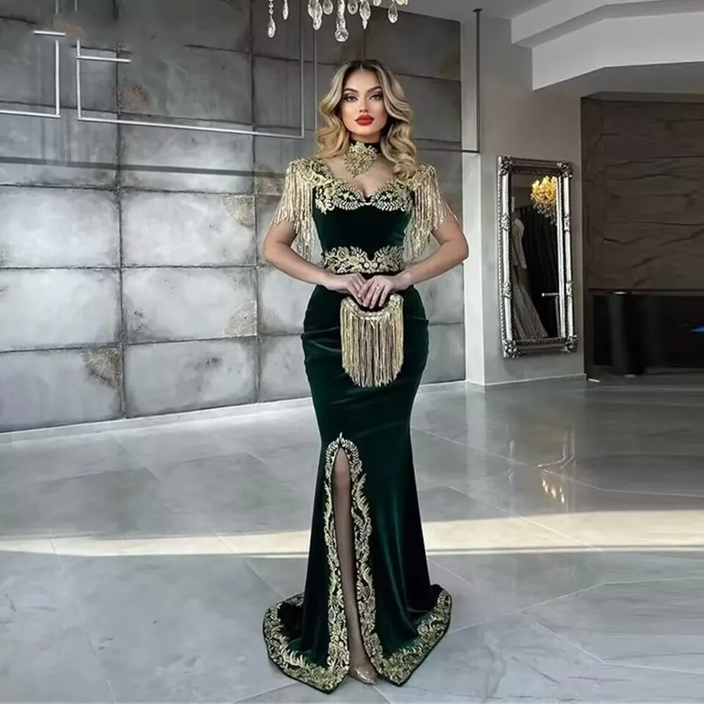 2022 Dubai Kaftan Velvet Mermaid Evening Dresses Lace Applique Tassel V Neck Side Slit Women Arabic Formal Prom Dress Custom
2022 Dubai Kaftan Velvet Mermaid Evening Dresses Lace Applique Tassel V Neck Side Slit Women Arabic Formal Prom Dress Custom