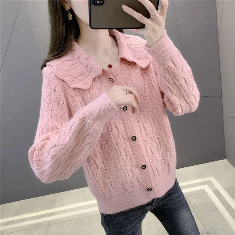 Knitted Top Woman Cute Loose Long Sleeves Korean Fashion Sweet Sweater Women Button Cardigan Peter Pan Collar Sweaters N25
Knitted Top Woman Cute Loose Long Sleeves Korean Fashion Sweet Sweater Women Button Cardigan Peter Pan Collar Sweaters N25