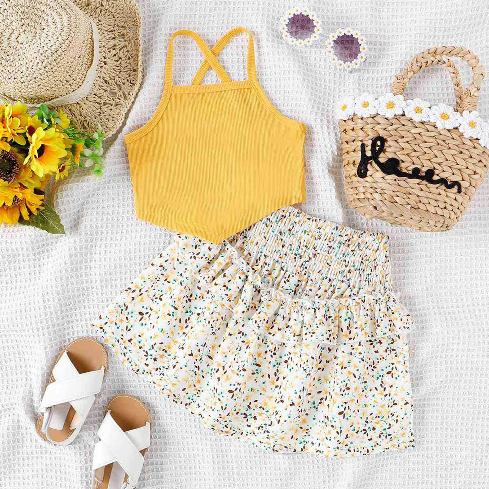 3-7Y Kids Girls Clothes Sets Summer Sleeveless Solid Color Ribbed Tops Floral Prints Skirt Two Piece Outfits Set Kids Clothes
3-7Y Kids Girls Clothes Sets Summer Sleeveless Solid Color Ribbed Tops Floral Prints Skirt Two Piece Outfits Set Kids Clothes