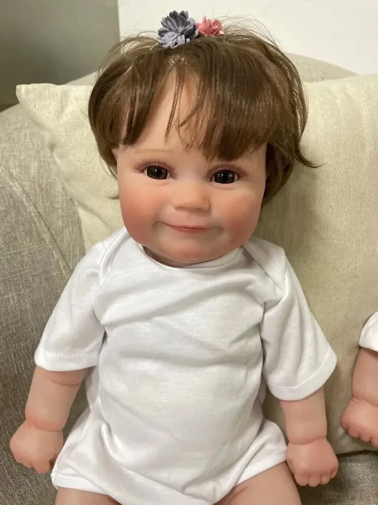 50 см Reborn Maddie фототкань для тела/полностью закрытый силикон с ручными волосами высокое качество ручная работа кукла
50 см Reborn Maddie фототкань для тела/полностью закрытый силикон с ручными волосами высокое качество ручная работа кукла