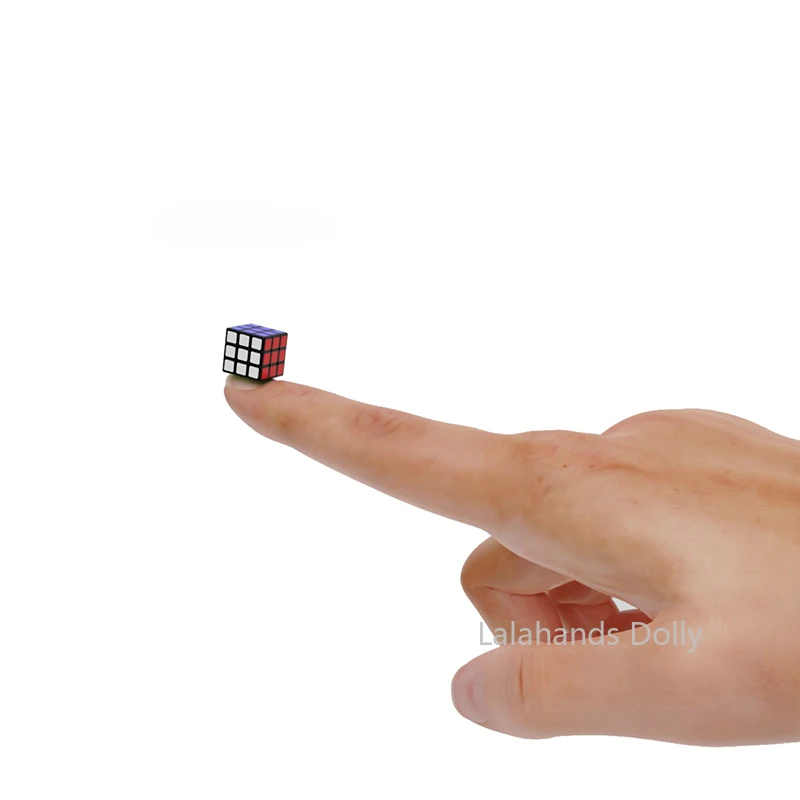 Doll House 1cm Super Mini Game Toy (Can Be Rotating) Mini Children's Puzzle Toy Doll House Accessories
Doll House 1cm Super Mini Game Toy (Can Be Rotating) Mini Children's Puzzle Toy Doll House Accessories