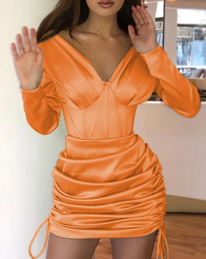 Elegant Dresses for Women 2023 Autumn Sexy Party Plain V-Neck Long Sleeve Ruched Drawstring Fashion Bodycon Evening Mini Dress
Elegant Dresses for Women 2023 Autumn Sexy Party Plain V-Neck Long Sleeve Ruched Drawstring Fashion Bodycon Evening Mini Dress