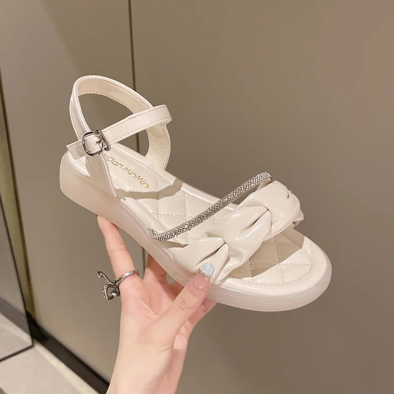 2022 Summer New Ladies Sandals Fashion Matching Skirts Soft Bottom Seaside Beach Shoes Outdoor All-match Women Flat Sandals Size
2022 Summer New Ladies Sandals Fashion Matching Skirts Soft Bottom Seaside Beach Shoes Outdoor All-match Women Flat Sandals Size