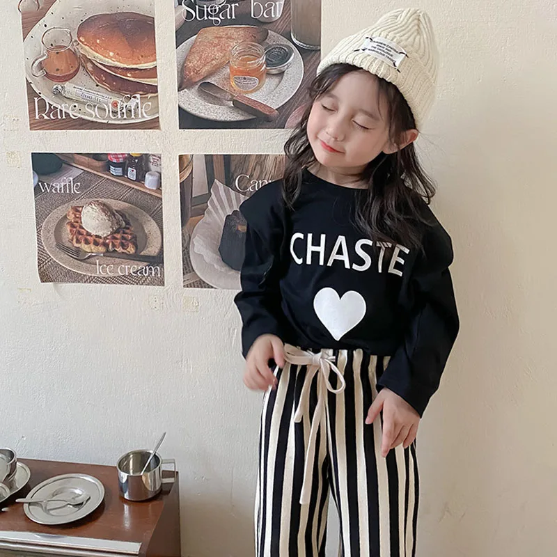 Spring Autumn Girls T Shirt Baby Tee Shirt Kids Tops Children Clothes Fashion Letter Heart Print Cotton 2-7Y
Spring Autumn Girls T Shirt Baby Tee Shirt Kids Tops Children Clothes Fashion Letter Heart Print Cotton 2-7Y