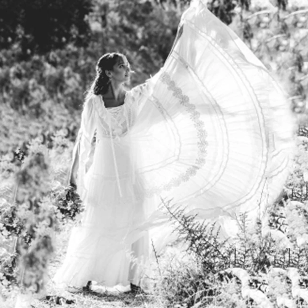 Long Sleeves Tiered A Line Bridal Gown Beach Long SleevesCustom Made Outdoor Illusion Backless Lace Scoop Neck Wedding Dress
Long Sleeves Tiered A Line Bridal Gown Beach Long SleevesCustom Made Outdoor Illusion Backless Lace Scoop Neck Wedding Dress