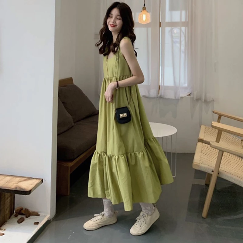 Korean Style Celebrity Female Pleated Suspender Dress Plus Size Solid Color Plain Streetwear Traveling Beach Dresses For Women
Korean Style Celebrity Female Pleated Suspender Dress Plus Size Solid Color Plain Streetwear Traveling Beach Dresses For Women