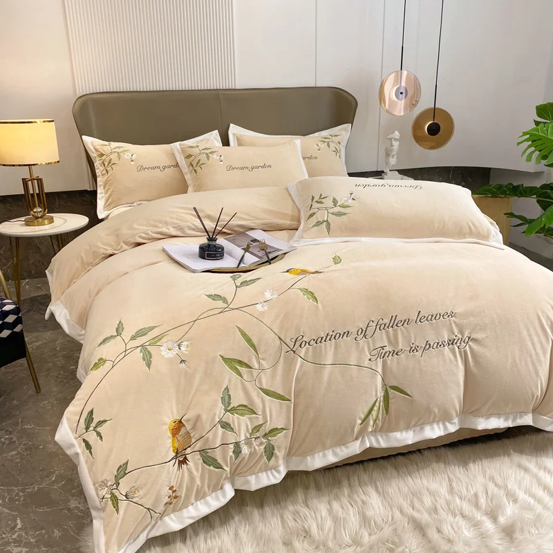 Luxury American Pastoral Flowers Birds Embroidery Velvet Fleece Bedding Set Quilt/Duvet Cover Bed Linen Fitted Sheet Pillowcases
Luxury American Pastoral Flowers Birds Embroidery Velvet Fleece Bedding Set Quilt/Duvet Cover Bed Linen Fitted Sheet Pillowcases
