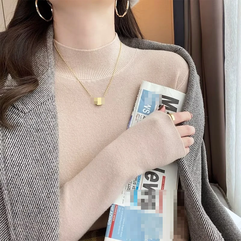 Autumn New Inner Wear Long-sleeved High-neck Korean-style Slim Pullover Solid Color Multi-color Optional Women's Bottoming Shirt
Autumn New Inner Wear Long-sleeved High-neck Korean-style Slim Pullover Solid Color Multi-color Optional Women's Bottoming Shirt