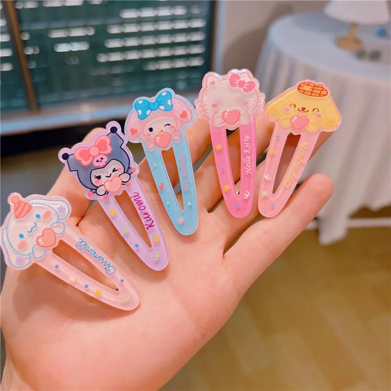 Sanrio Симпатичные шпильки Аниме Мультфильм Креативные кавайные Kuromi аксессуары для волос полые капли воды челки морской зажим подарок оптова...
Sanrio Симпатичные шпильки Аниме Мультфильм Креативные кавайные Kuromi аксессуары для волос полые капли воды челки морской зажим подарок оптова...