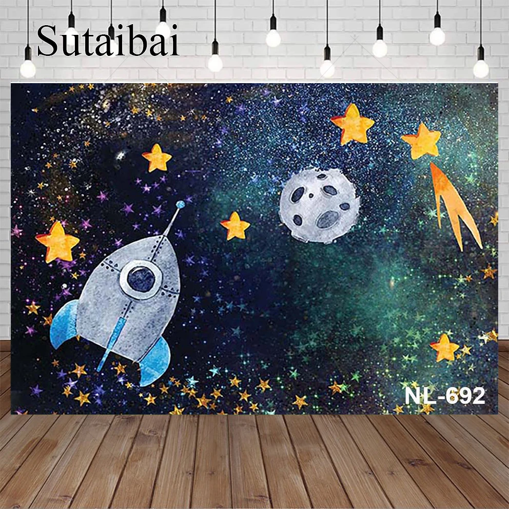 Тематический фон с изображением космоса, блестящие пятна, сияющие звезды, ракета, украшение детской комнаты, реквизит для детской портретной студийной фотосъемки
Тематический фон с изображением космоса, блестящие пятна, сияющие звезды, ракета, украшение детской комнаты, реквизит для детской портретной студийной фотосъемки