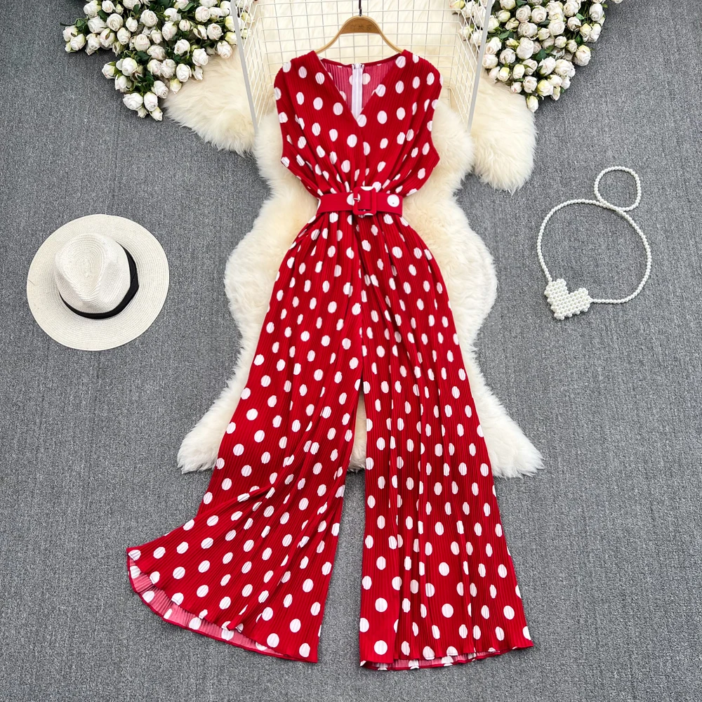 V-neck Sleeveless Polka Dot Jumpsuit Summer Korean Version of Casual High-waisted Slim Drape Feeling Wide-legged One-piece Women
V-neck Sleeveless Polka Dot Jumpsuit Summer Korean Version of Casual High-waisted Slim Drape Feeling Wide-legged One-piece Women