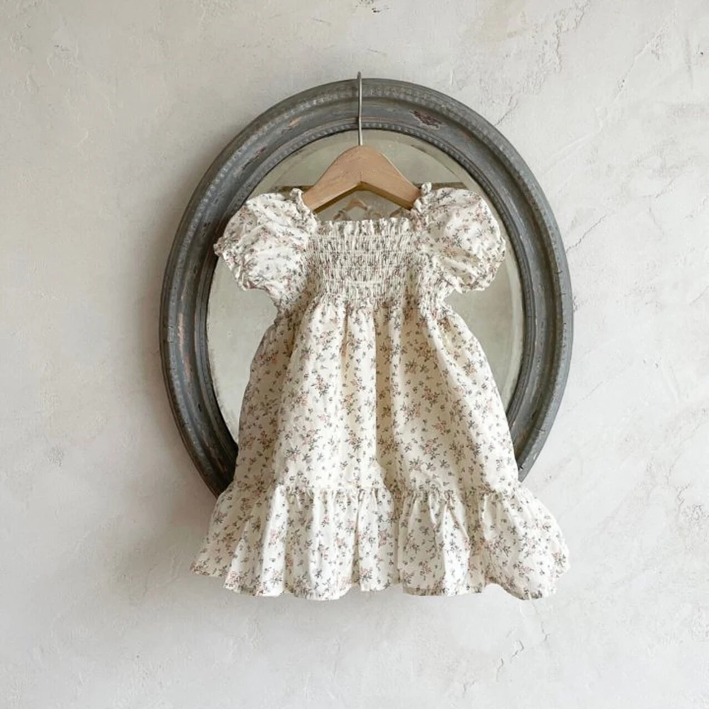 Vintage Pleated Bubble Sleeve Floral Dresses Toddler Kids Girl A-Line Dress Summer Princess Birthday Party Dress 1,2,3 Years
Vintage Pleated Bubble Sleeve Floral Dresses Toddler Kids Girl A-Line Dress Summer Princess Birthday Party Dress 1,2,3 Years