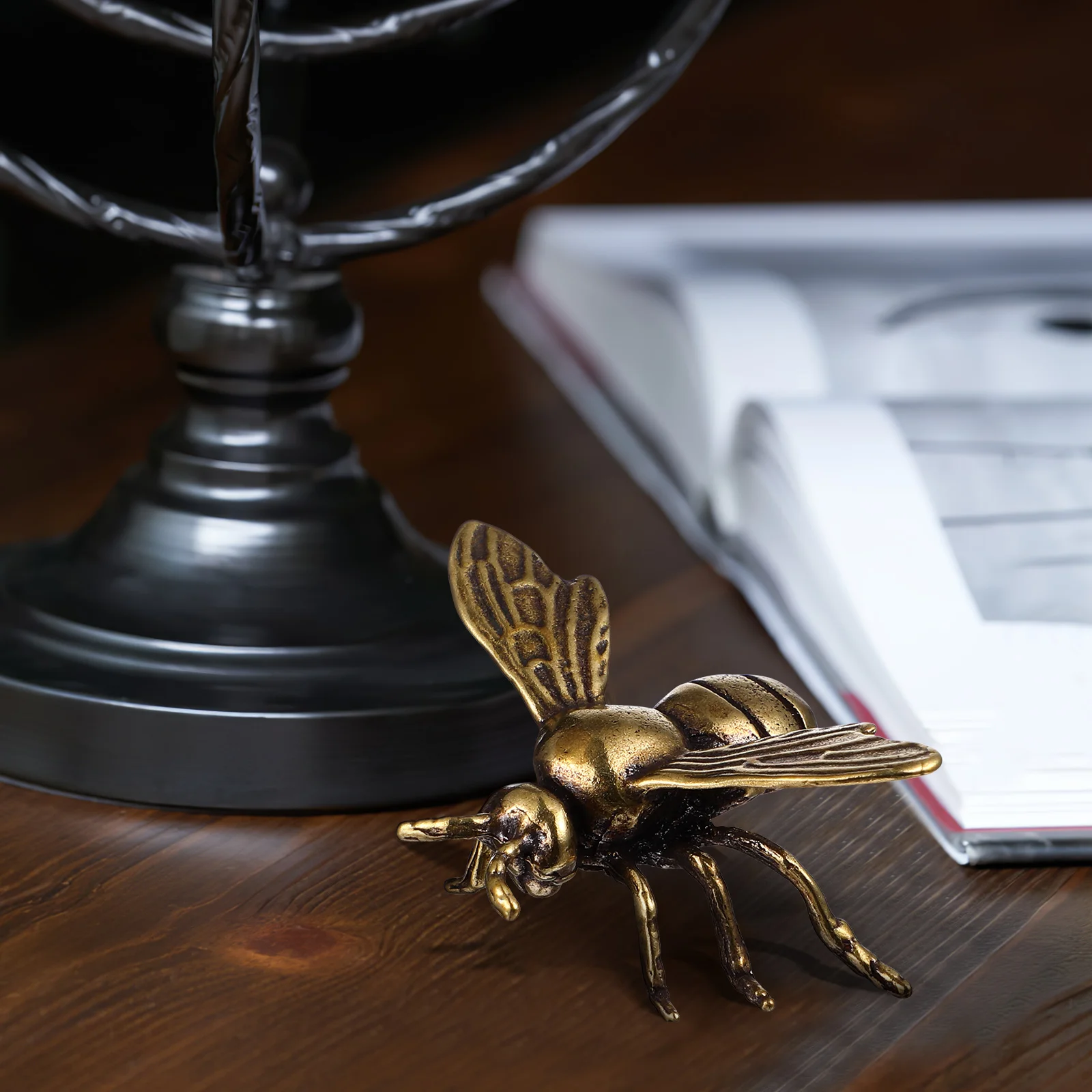 2 Pcs Bee Ornaments Vintage Bee Statues Ornaments Small Bee Sculptures Table Adornments
2 Pcs Bee Ornaments Vintage Bee Statues Ornaments Small Bee Sculptures Table Adornments