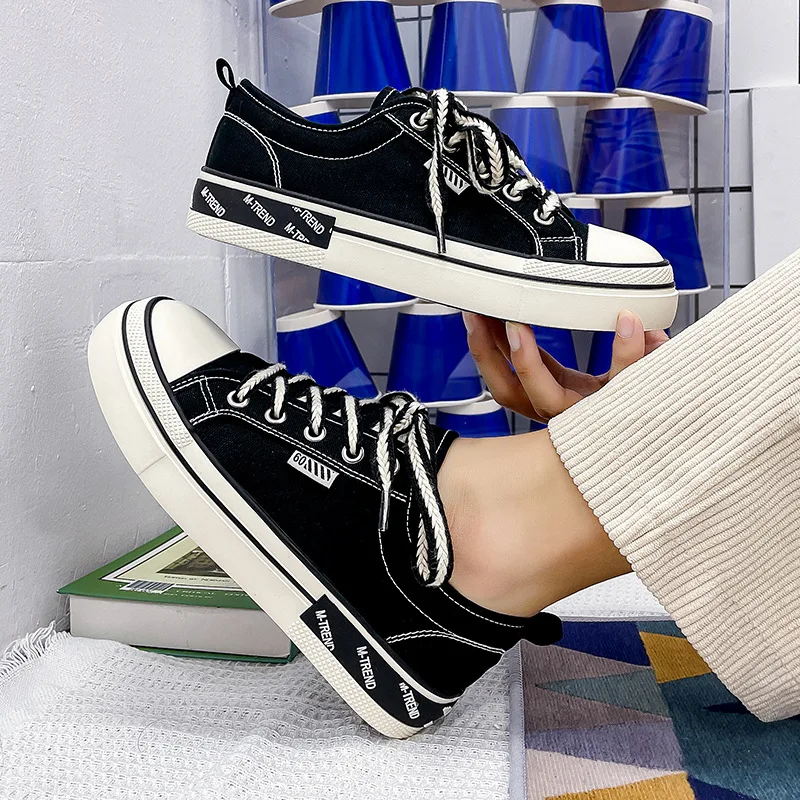2023 autumn low-top male classic canvas shoes students Korean version of vulcanized shoes hundred casual board shoes cloth shoes
2023 autumn low-top male classic canvas shoes students Korean version of vulcanized shoes hundred casual board shoes cloth shoes