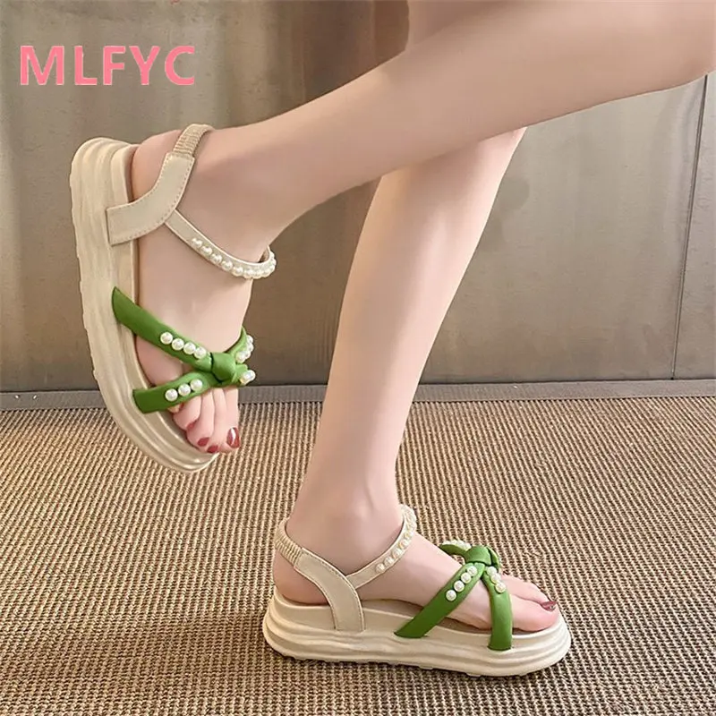 2023 new summer sandals Women's flat shoes Student beach Roman sandals female casual fashion sandals
2023 new summer sandals Women's flat shoes Student beach Roman sandals female casual fashion sandals