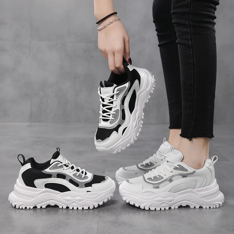 Moipheng Platform Sneakers Women Light Breathable Shoes Plus Size 35-42Casual Chunky Black Sneaker Woman White 2023
Moipheng Platform Sneakers Women Light Breathable Shoes Plus Size 35-42Casual Chunky Black Sneaker Woman White 2023