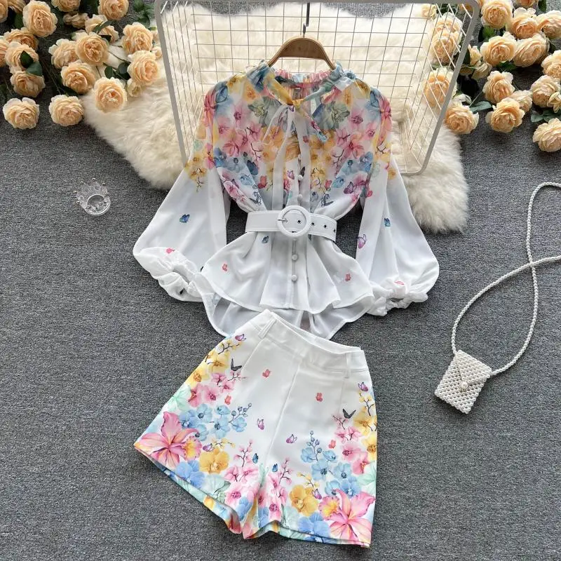 Runway Summer 2 Piece Outfits Elegant Women Bow Tie Neck Single Breasted Chiffon Shirts + High Waist Pockets Belt Shorts Set
Runway Summer 2 Piece Outfits Elegant Women Bow Tie Neck Single Breasted Chiffon Shirts + High Waist Pockets Belt Shorts Set