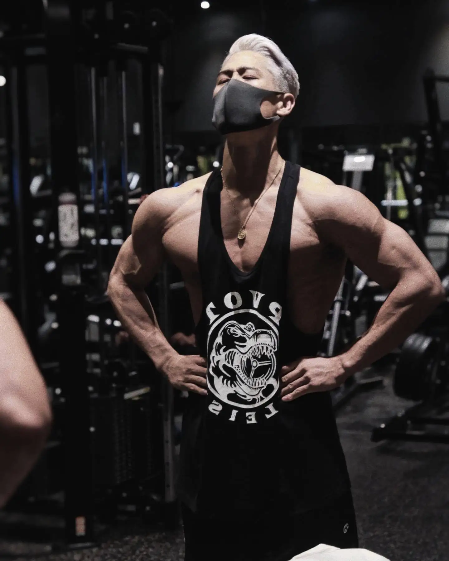 Muscular men's vest men's sports vest leisure training breathable stretch casual sleeveless fitness I-shaped vest men
Muscular men's vest men's sports vest leisure training breathable stretch casual sleeveless fitness I-shaped vest men