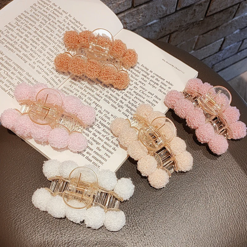 1pc Sweet Plush Ball Simple Gentle Grab Clip Back of Head Hair Up Shark Clip Hair Card Headdress Hair Clips for Girls
1pc Sweet Plush Ball Simple Gentle Grab Clip Back of Head Hair Up Shark Clip Hair Card Headdress Hair Clips for Girls